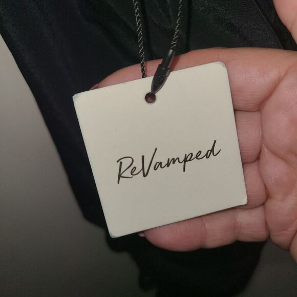 Revamped Adjustable Ruched Flirty Skirt - Picture 7 of 12